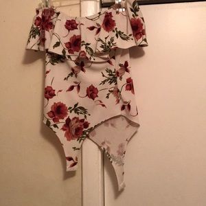 Strapless flower top